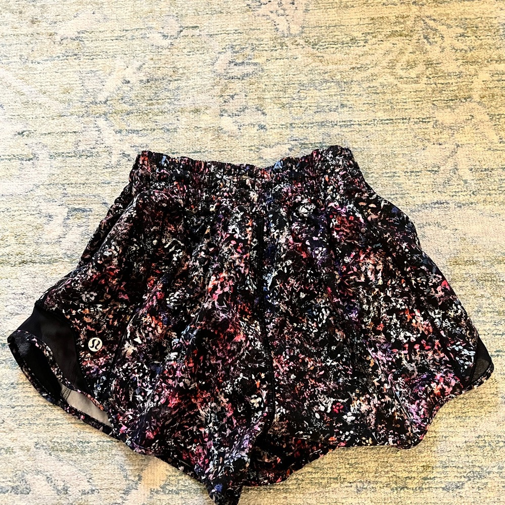 Lululemon Women's Multicolor Shorts